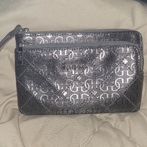 Guess Double Zip Wristlet EUC